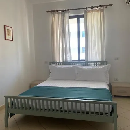 Appartments By Martiness شقة فندقية *