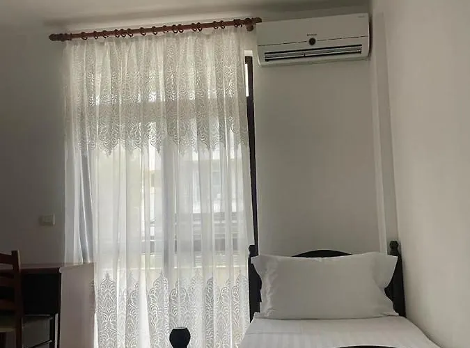 Aparthotel Appartments By Martiness Durrës